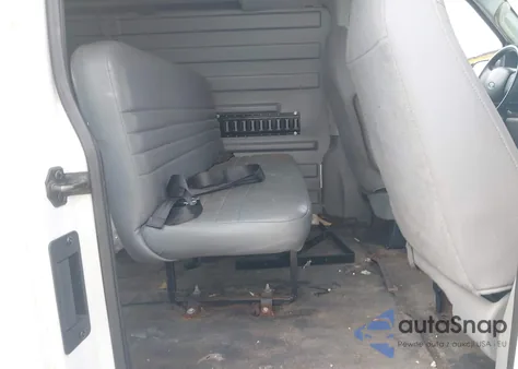 2005 Ford E-250 Commercial/Recreational z USA, uszkodzony, nr VIN 1FTNE24L25HA88100